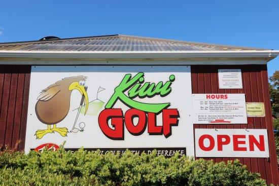 picton kiwi mini golf.jpg